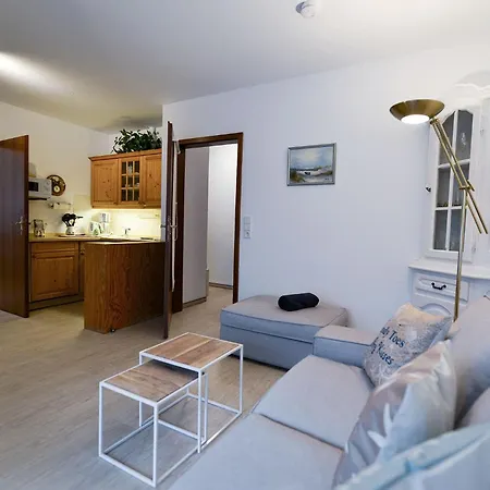 Land Und Lm24 Apartment